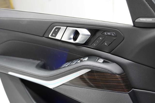 2025 BMW X7 xDrive40i Vehicle Photo in GRAPEVINE, TX 76051
