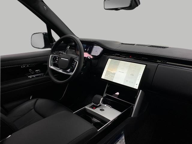 2025 Range Rover Vehicle Photo in Appleton, WI 54913