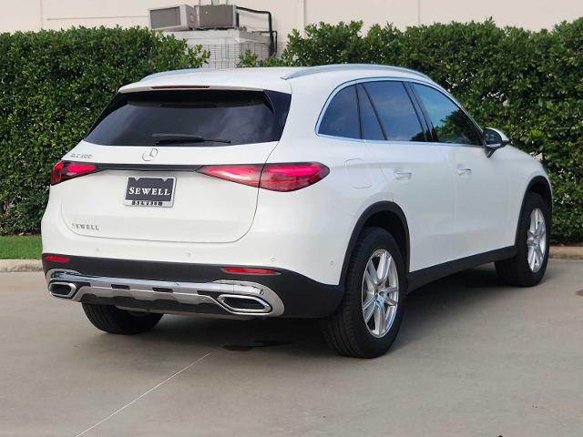 2025 Mercedes-Benz GLC Vehicle Photo in HOUSTON, TX 77079