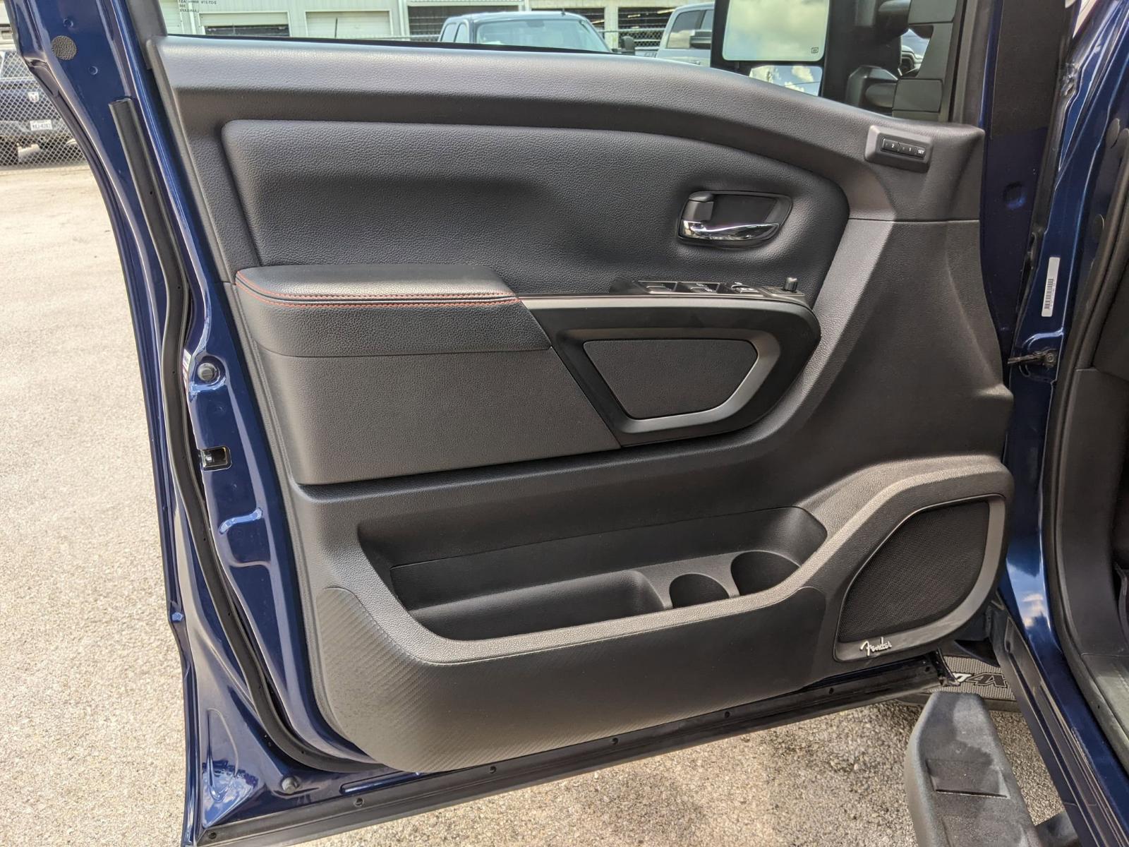 2024 Nissan Titan XD Vehicle Photo in Seguin, TX 78155