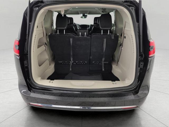 2023 Chrysler Pacifica Vehicle Photo in Kaukauna, WI 54130