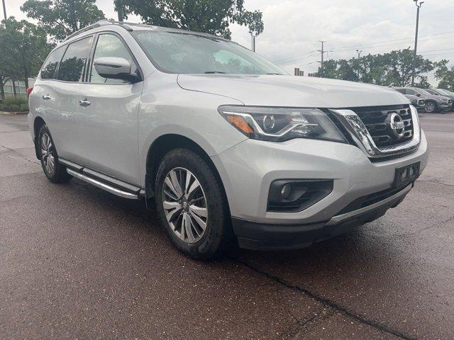 2018 Nissan Pathfinder Vehicle Photo in Willow Grove, PA 19090