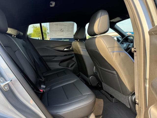 2025 Buick Envista Vehicle Photo in COLUMBIA, MO 65203-3903