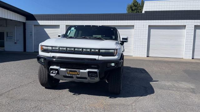 2025 GMC HUMMER EV SUV Vehicle Photo in TURLOCK, CA 95380-4918