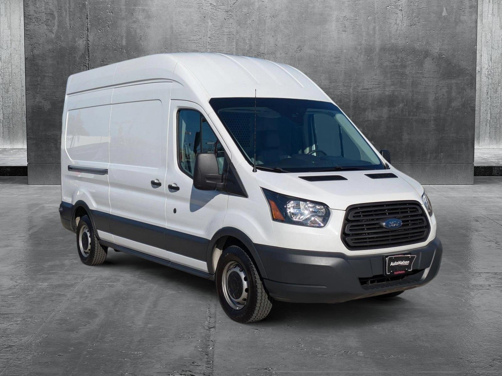 2018 Ford Transit Van Vehicle Photo in Tustin, CA 92782