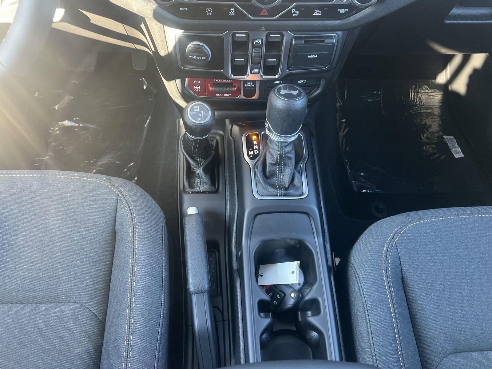 2025 Jeep Wrangler Vehicle Photo in Mechanicsburg, PA 17050-1707