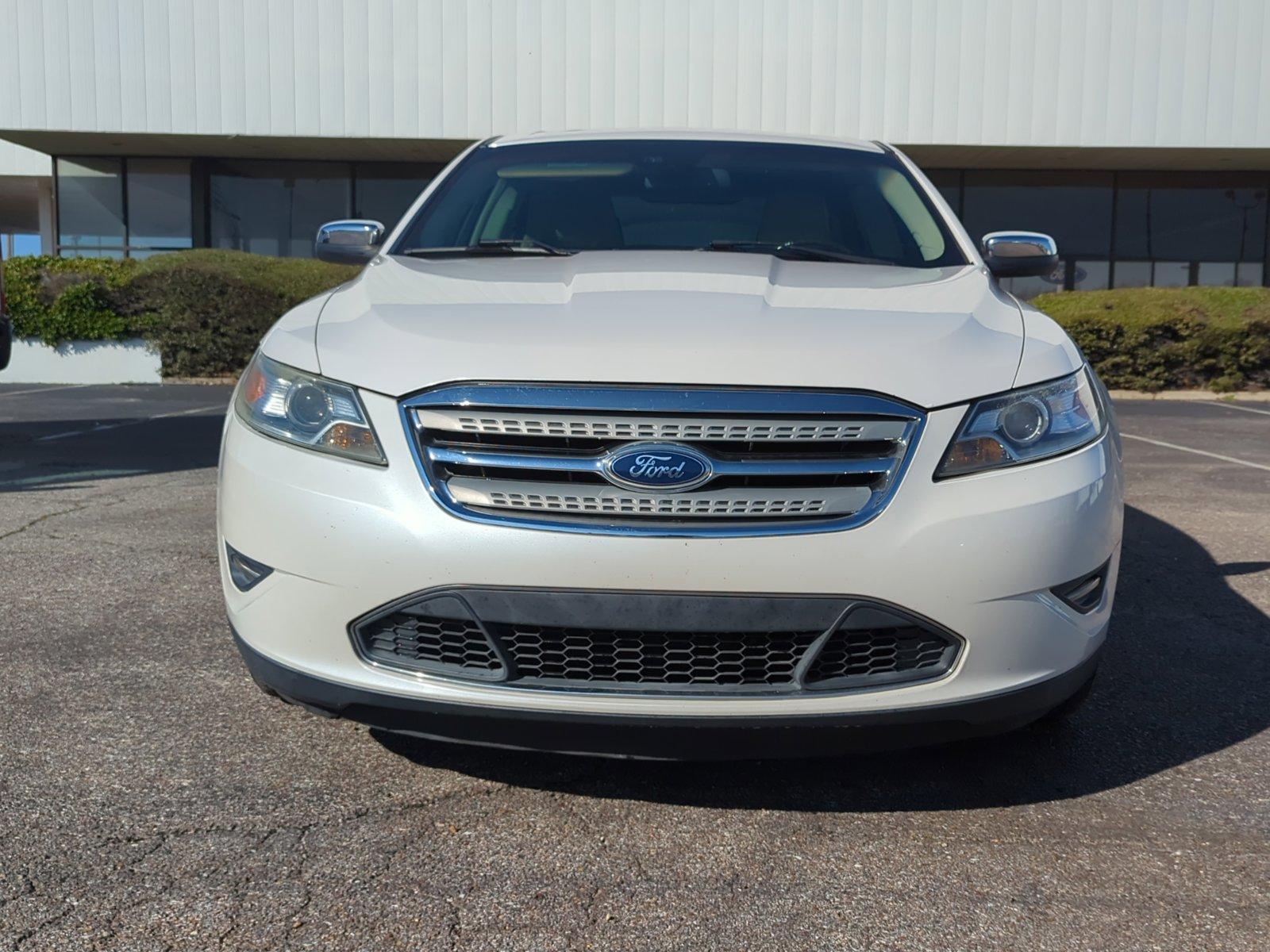 2011 Ford Taurus Vehicle Photo in Memphis, TN 38115