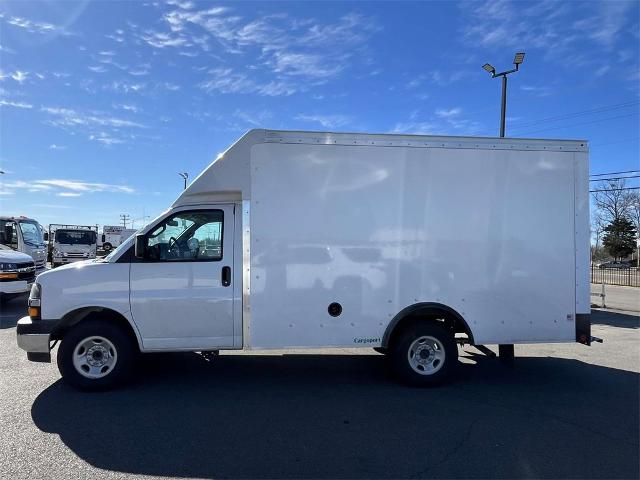 2025 Chevrolet Express Cutaway 3500 Vehicle Photo in ALCOA, TN 37701-3235