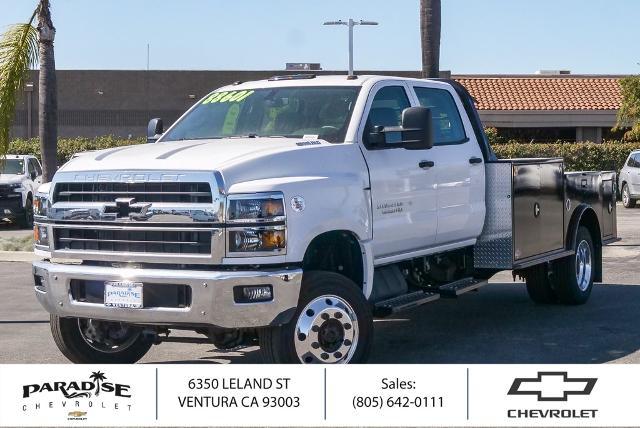 2023 Chevrolet Silverado Chassis Cab Vehicle Photo in VENTURA, CA 93003-8585