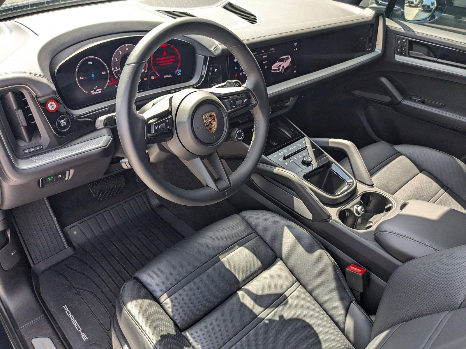 2024 Porsche Cayenne Vehicle Photo in Maitland, FL 32751