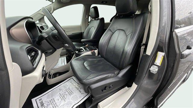 2018 Chrysler Pacifica Vehicle Photo in THOMPSONTOWN, PA 17094-9014