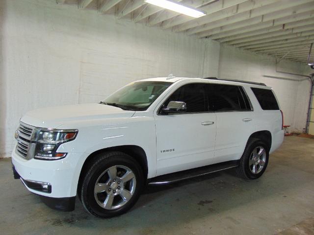 Used 2018 Chevrolet Tahoe Premier with VIN 1GNSKCKC3JR304844 for sale in Emporia, KS