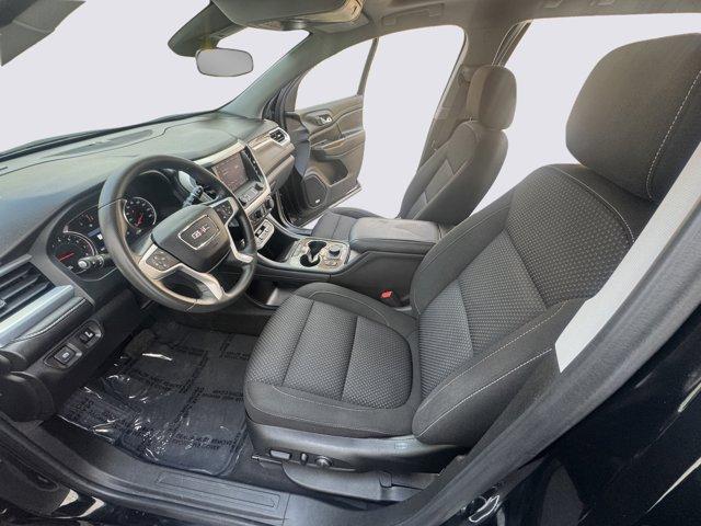 2023 GMC Acadia Vehicle Photo in LEOMINSTER, MA 01453-2952