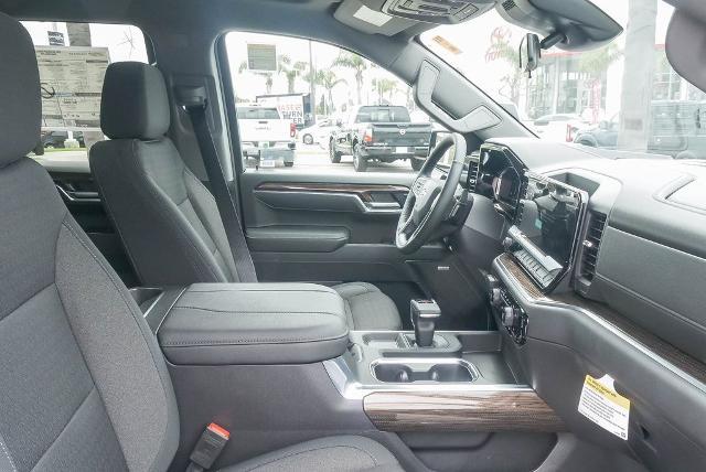 2025 Chevrolet Silverado 1500 Vehicle Photo in VENTURA, CA 93003-8585