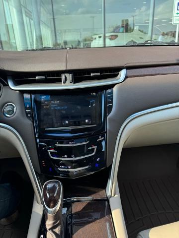 2016 Cadillac XTS Vehicle Photo in Peoria, IL 61615