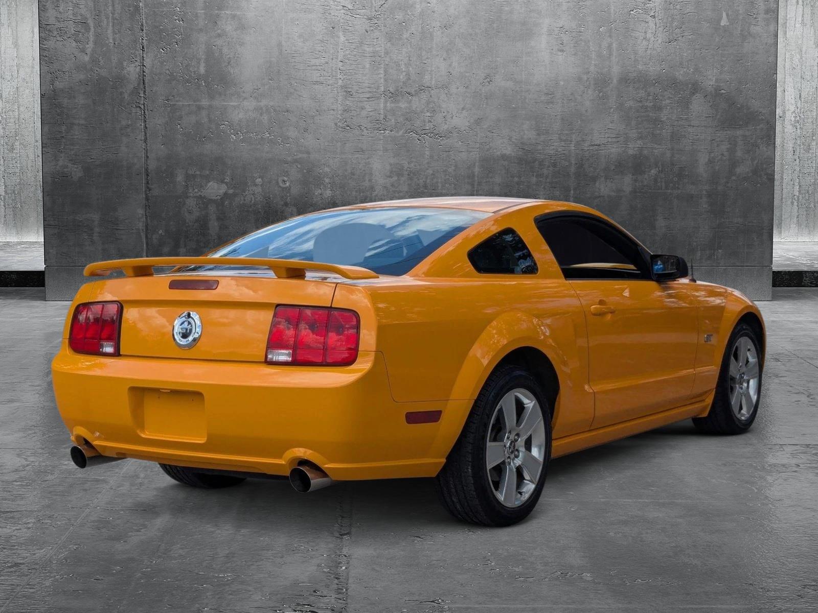 2007 Ford Mustang Vehicle Photo in Tampa, FL 33614
