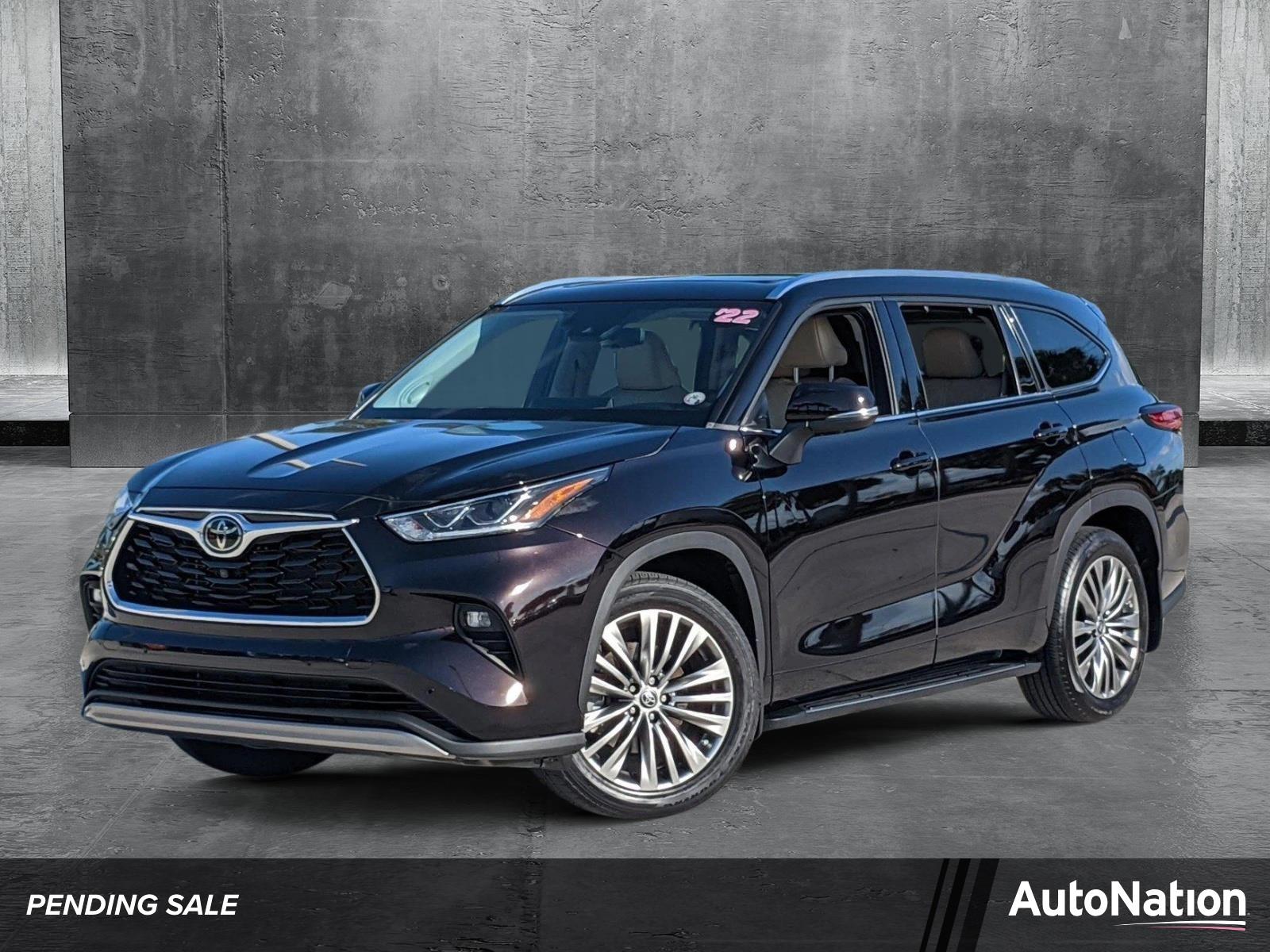 2022 Toyota Highlander Vehicle Photo in Davie, FL 33331