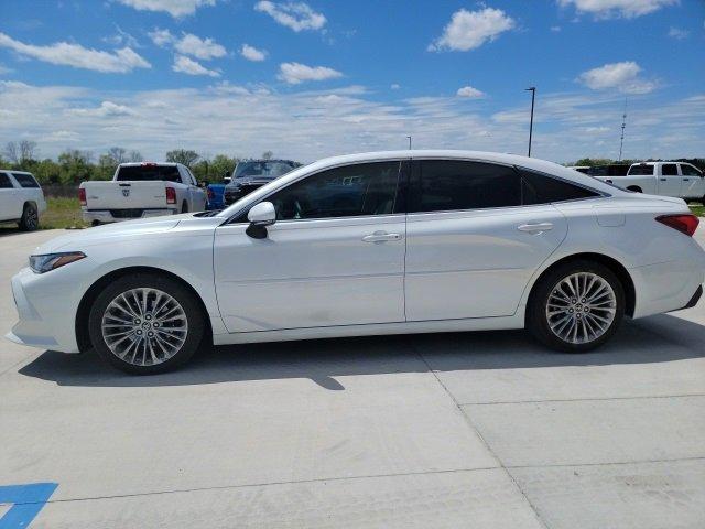 Used 2019 Toyota Avalon Limited with VIN 4T1BZ1FB1KU016907 for sale in Centralia, MO