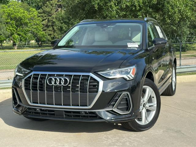 2024 Audi Q3 Vehicle Photo in HOUSTON, TX 77090