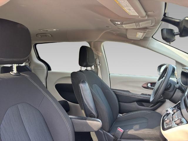 2023 Chrysler Voyager Vehicle Photo in Savannah, GA 31419