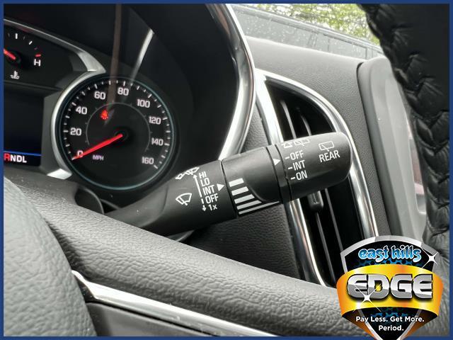 2022 Chevrolet Equinox Vehicle Photo in Roslyn, NY 11576