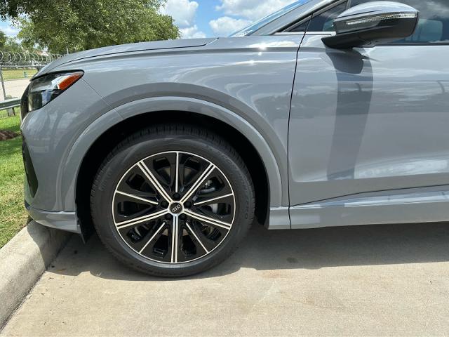 2025 Audi Q4 e-tron Vehicle Photo in HOUSTON, TX 77090