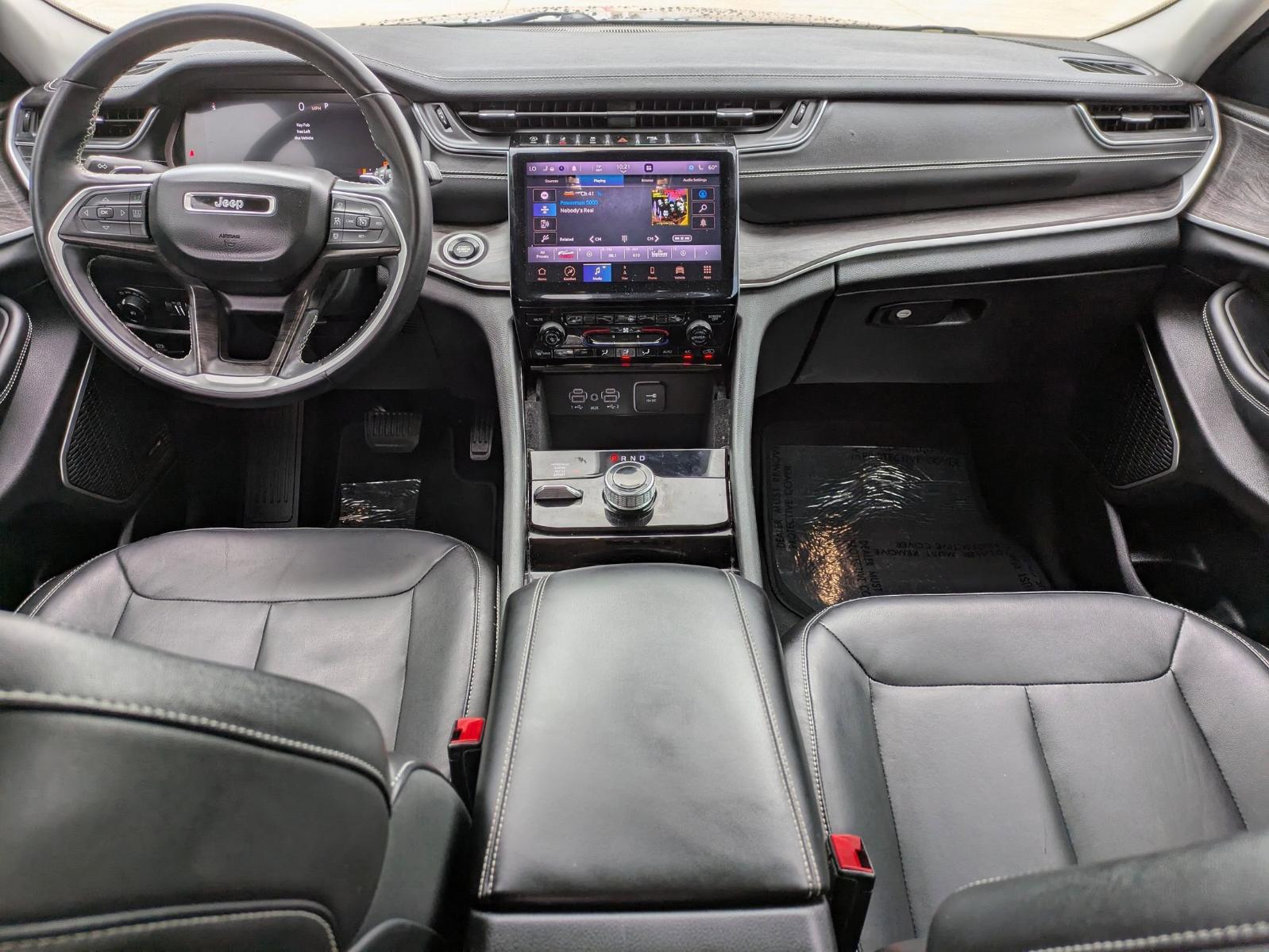 2021 Jeep Grand Cherokee L Vehicle Photo in SELMA, TX 78154-1460