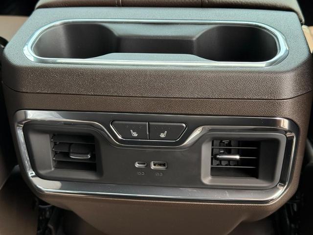 2025 GMC Sierra 2500 HD Vehicle Photo in COLUMBIA, MO 65203-3903