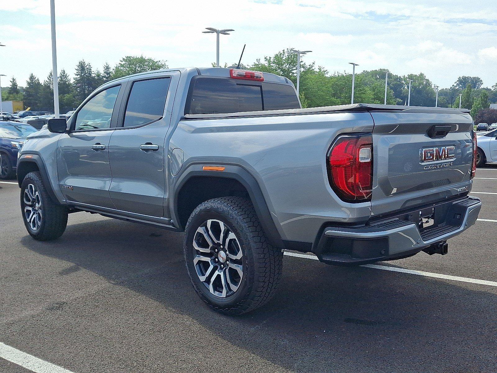 2024 GMC Canyon Vehicle Photo in Harrisburg, PA 17111