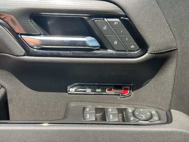 2025 GMC Sierra 1500 Vehicle Photo in COLUMBIA, MO 65203-3903
