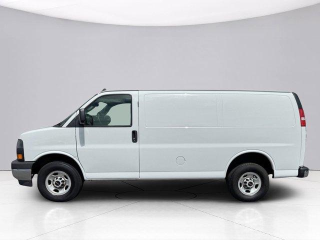 2021 GMC Savana Cargo 2500 Vehicle Photo in LEOMINSTER, MA 01453-2952