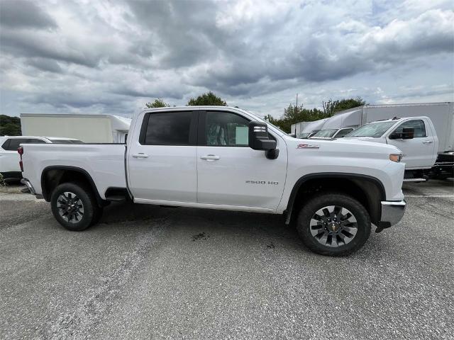 2024 Chevrolet Silverado 2500 HD Vehicle Photo in ALCOA, TN 37701-3235