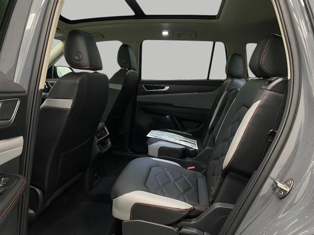 2025 Volkswagen Atlas Vehicle Photo in Appleton, WI 54913