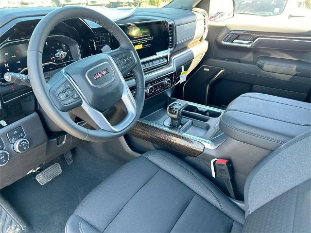 2025 GMC Sierra 1500 Vehicle Photo in GOODYEAR, AZ 85338-1310