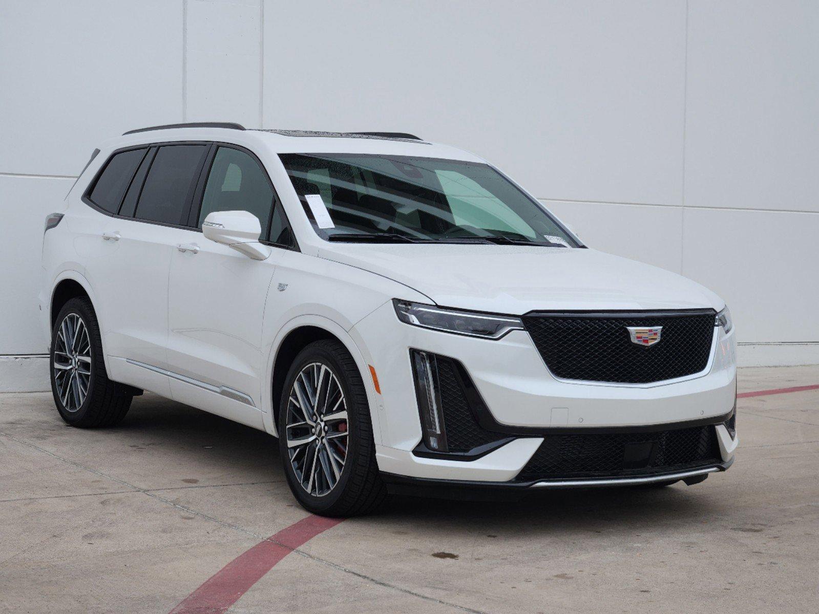 2024 Cadillac XT6 Vehicle Photo in GRAPEVINE, TX 76051-8302