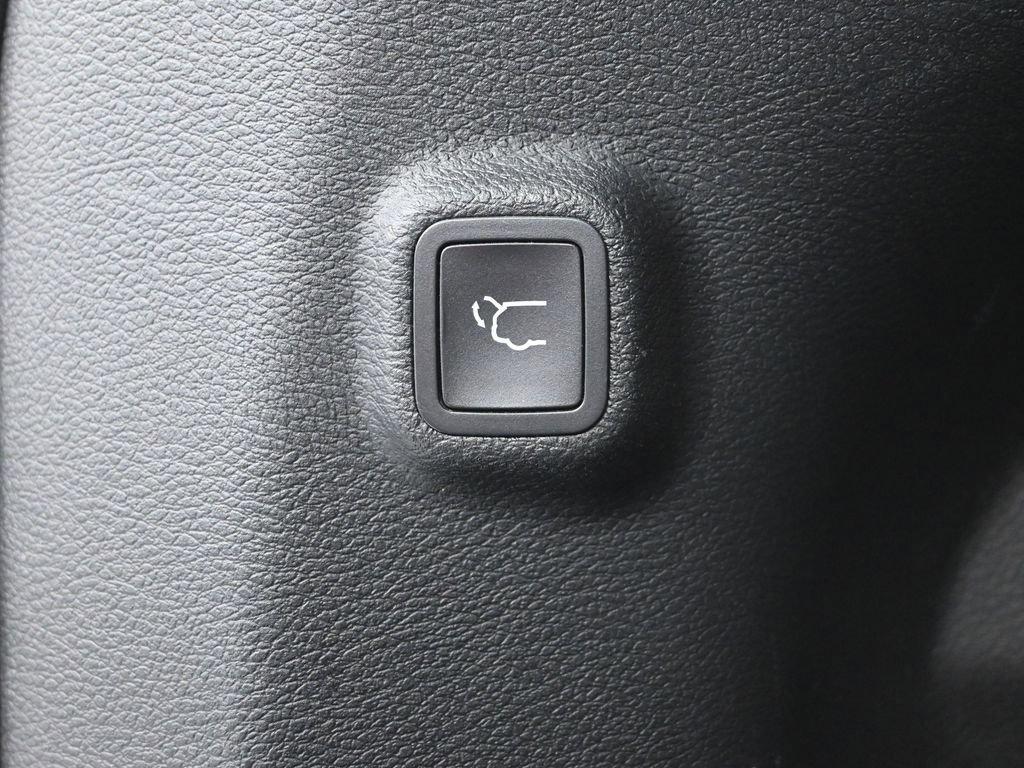 2020 Jeep Cherokee Vehicle Photo in Marion, IA 52302