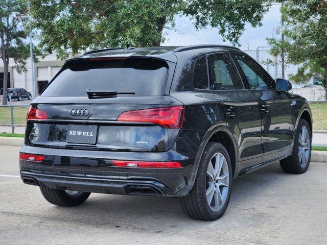 2025 Audi Q5 Vehicle Photo in HOUSTON, TX 77090