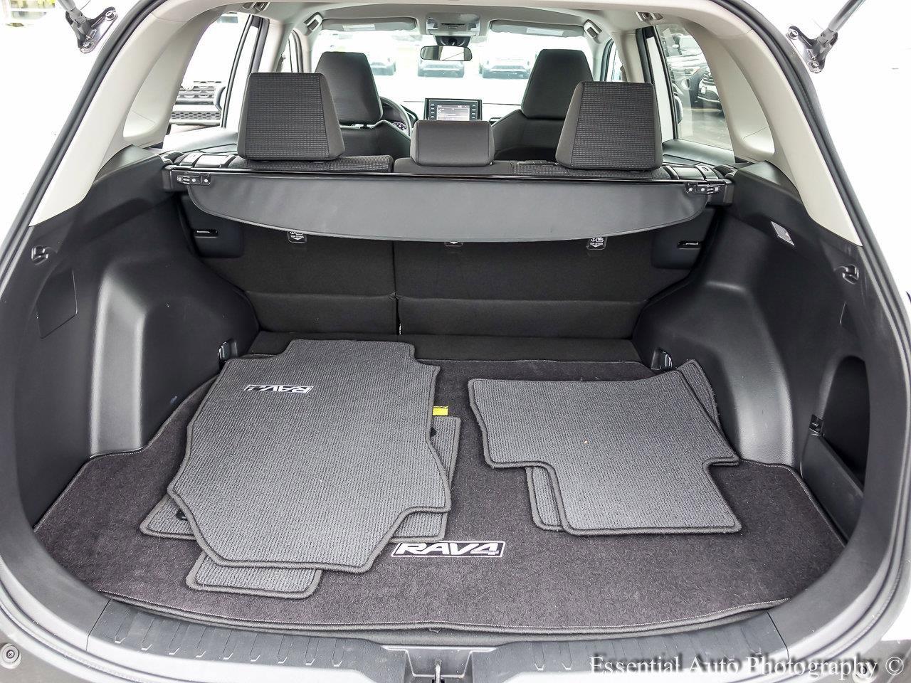 2021 Toyota RAV4 Vehicle Photo in Saint Charles, IL 60174