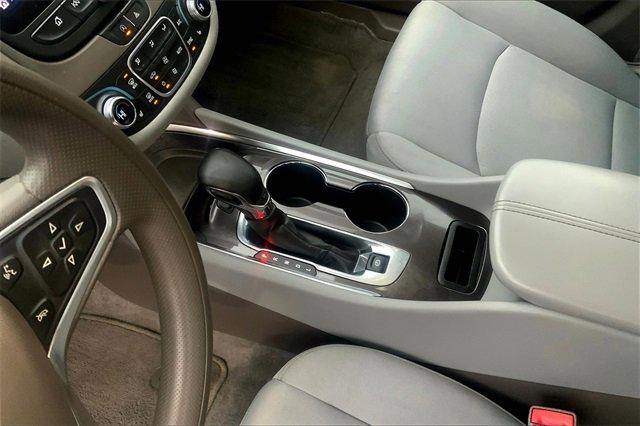 2022 Chevrolet Malibu Vehicle Photo in TOPEKA, KS 66609-0000