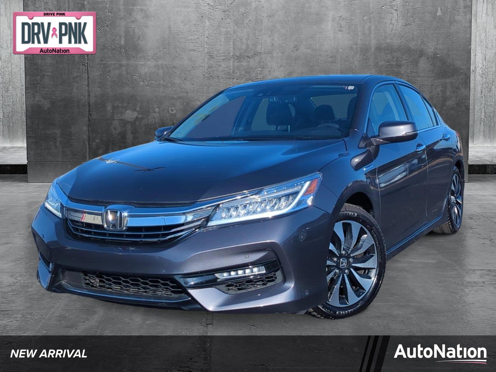 2017 Honda Accord Hybrid Vehicle Photo in Memphis, TN 38128