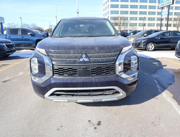 2023 Mitsubishi Outlander Vehicle Photo in DETROIT, MI 48207-4102