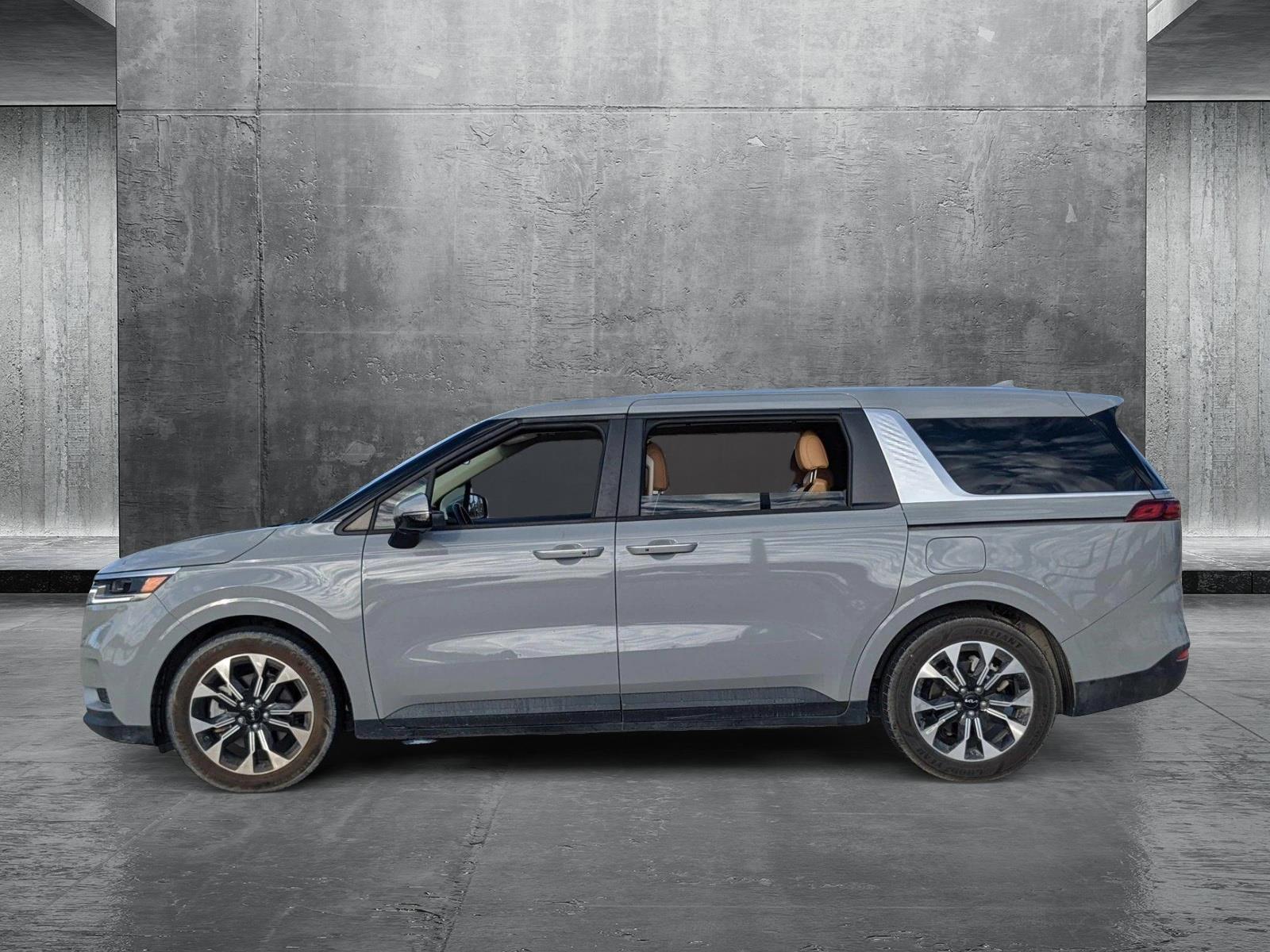 2023 Kia Carnival Vehicle Photo in Davie, FL 33331