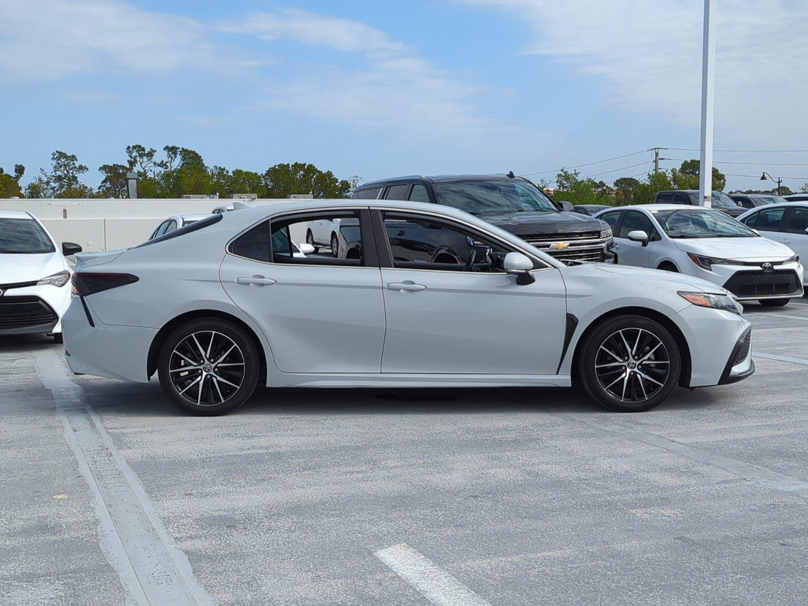 2022 Toyota Camry Vehicle Photo in Ft. Myers, FL 33907