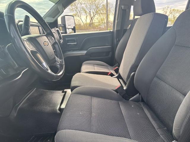 2018 Chevrolet Silverado 2500 HD Vehicle Photo in MANHATTAN, KS 66502-5036