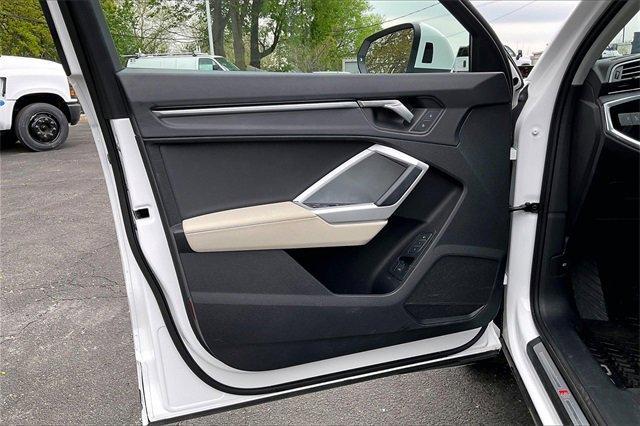 2024 Audi Q3 Vehicle Photo in INDEPENDENCE, MO 64055-1314