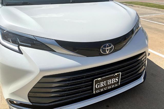 2021 Toyota Sienna Vehicle Photo in Houston, TX 77007
