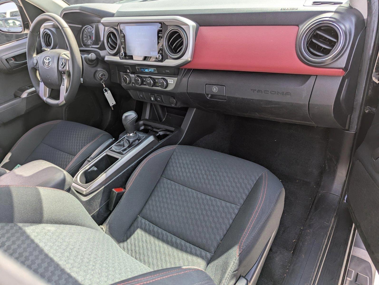 2022 Toyota Tacoma 4WD Vehicle Photo in Ft. Myers, FL 33907