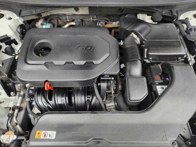 2016 Hyundai SONATA Vehicle Photo in MCKINNEY, TX 75070