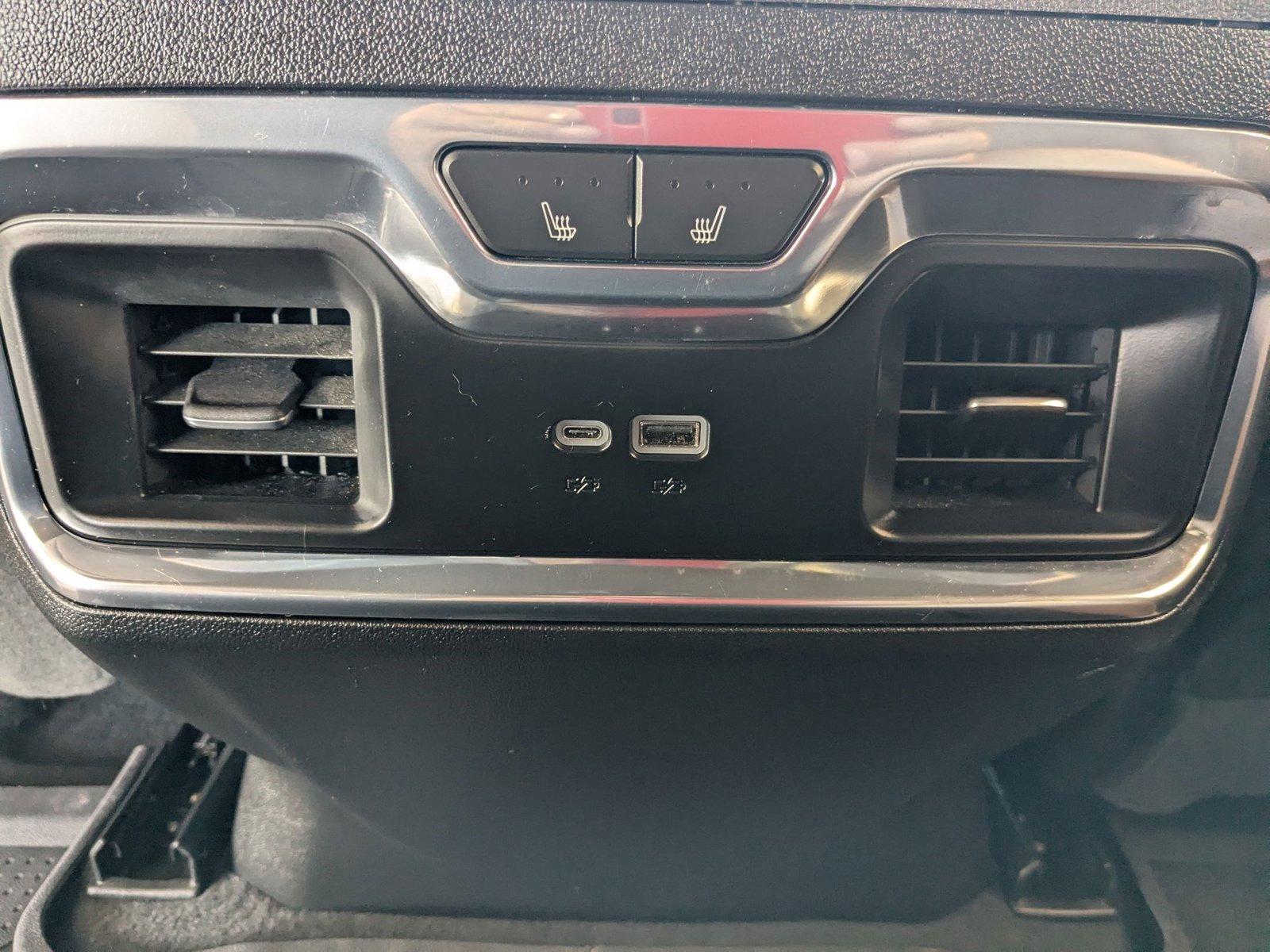 2024 Chevrolet Silverado 2500 HD Vehicle Photo in VALENCIA, CA 91355-1705
