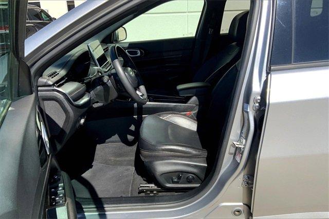 2023 Jeep Compass Vehicle Photo in TOPEKA, KS 66609-0000